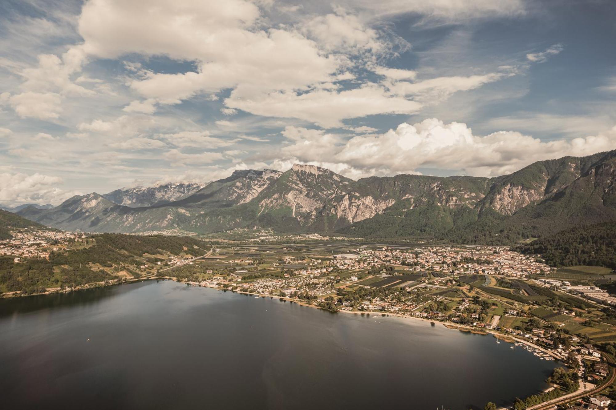 Cristallo Sport & Wellness Hotel Левико Терме Екстериор снимка